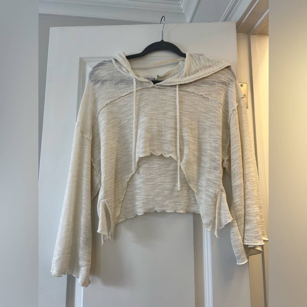 urban outfitters cropped sweater